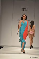 Model walk the ramp for Shivan and Narresh Show at Wills Lifestyle India Fashion Week 2012 day 5 on 10th Oct 2012 (97).JPG